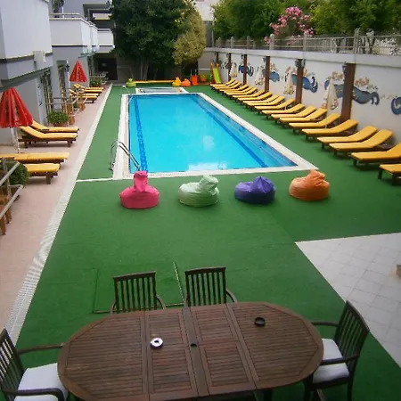 Hotel Nar 3*