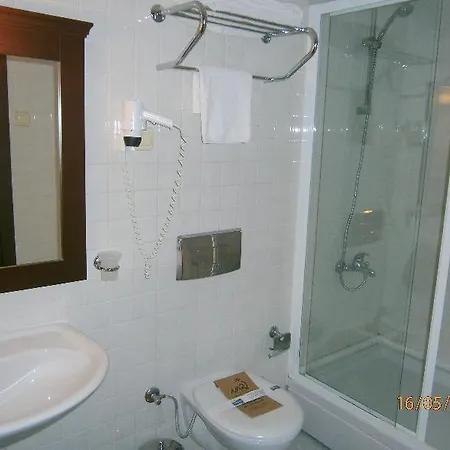 Hotel Nar