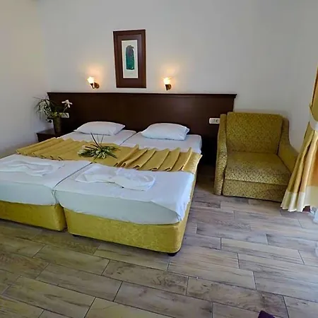 Hotel Nar