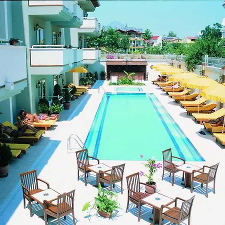 Nar Hotel 3*